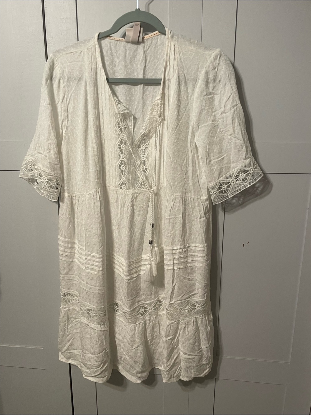 Knox Rose White Lace-Trim Tiered Mini Dress - Picture 7 of 14